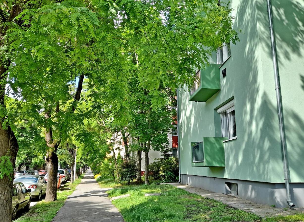 Pecs Park Διαμέρισμα Εξωτερικό φωτογραφία